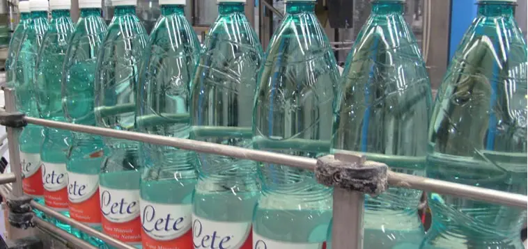 Tutte-le-fasi-del-processo-produttivo-delle-bottiglie-di-Acqua-Lete