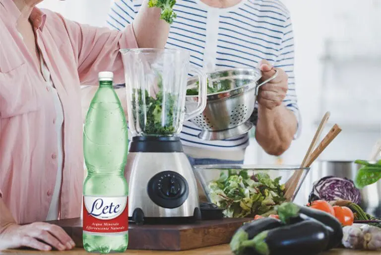 acqua lete sopra gli anta