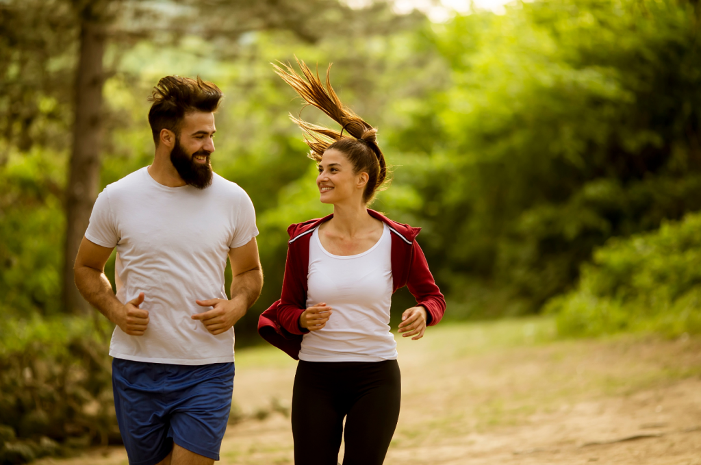 Acqua e sport: cosa considerare per una corretta idratazione